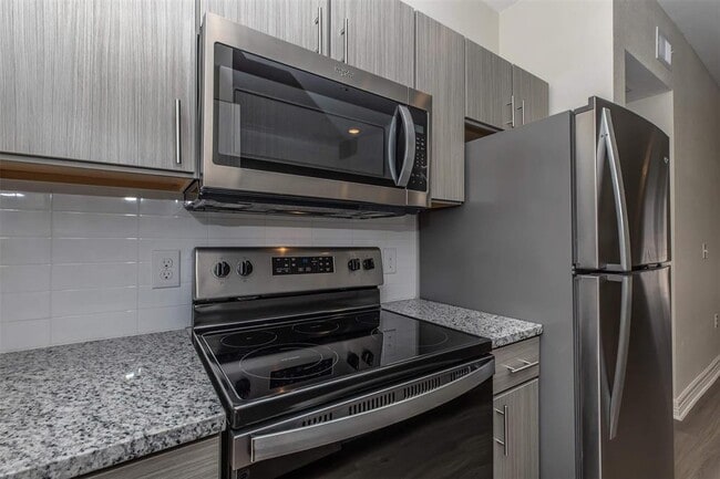 Foto del edificio - 1201 W Whitestone Blvd