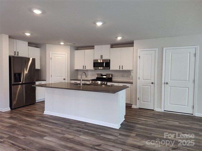 Foto del edificio - 3247 Crawford Ave