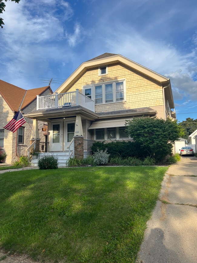 Building Photo - 2124 N 60th St