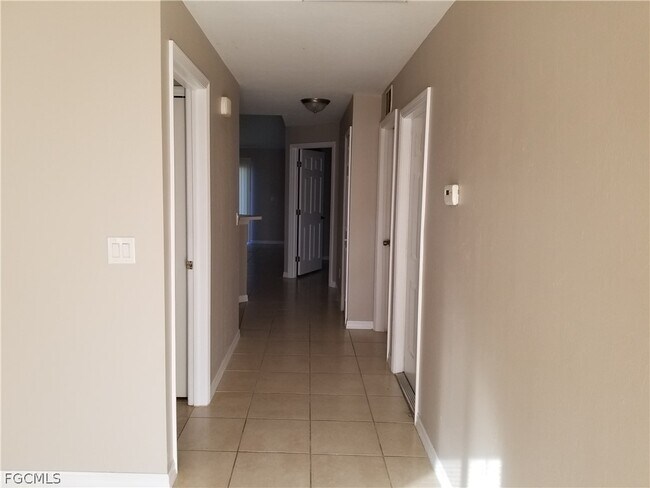 Foto del edificio - 907 Chenault St