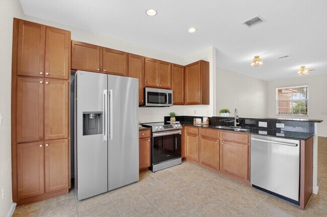 Building Photo - 7409 Sarentino Ln