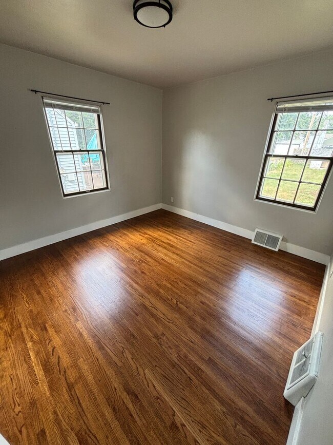 Foto del edificio - Beautiful 2 bedroom 1 bath
