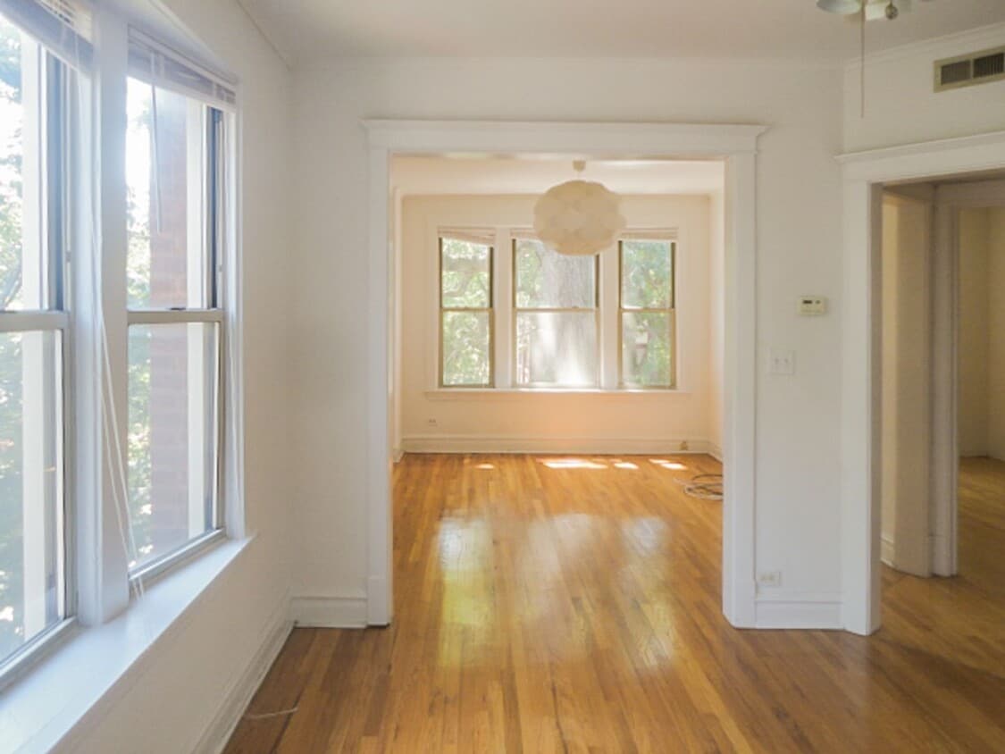 Primary Photo - 5102 N Winchester Ave