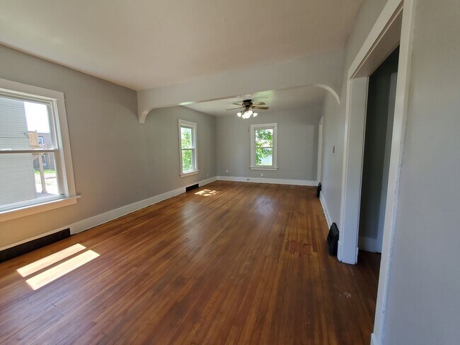 Foto del edificio - 2 bedroom house in Davenport