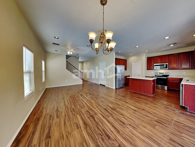 Foto del edificio - 6424 W Branham Ln