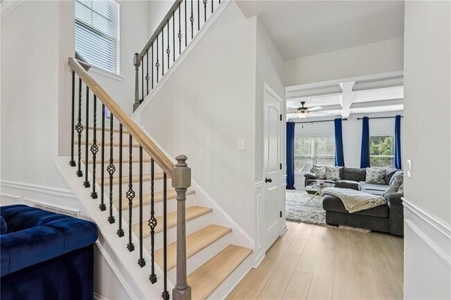 Building Photo - 4774 Sultana Way