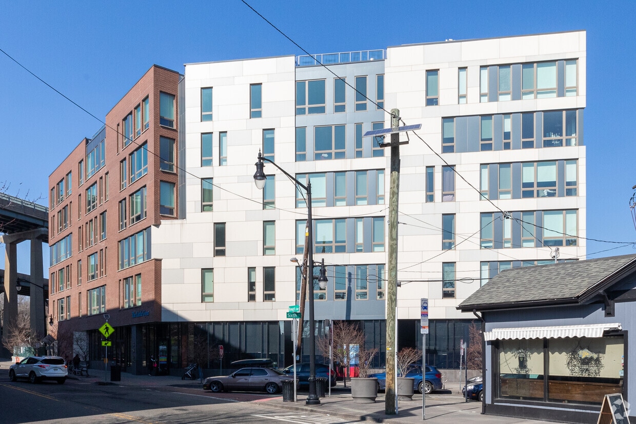 Foto principal - 380 Newark Ave