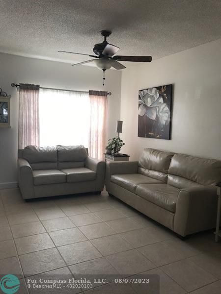 Foto del edificio - 285 Duval Ct