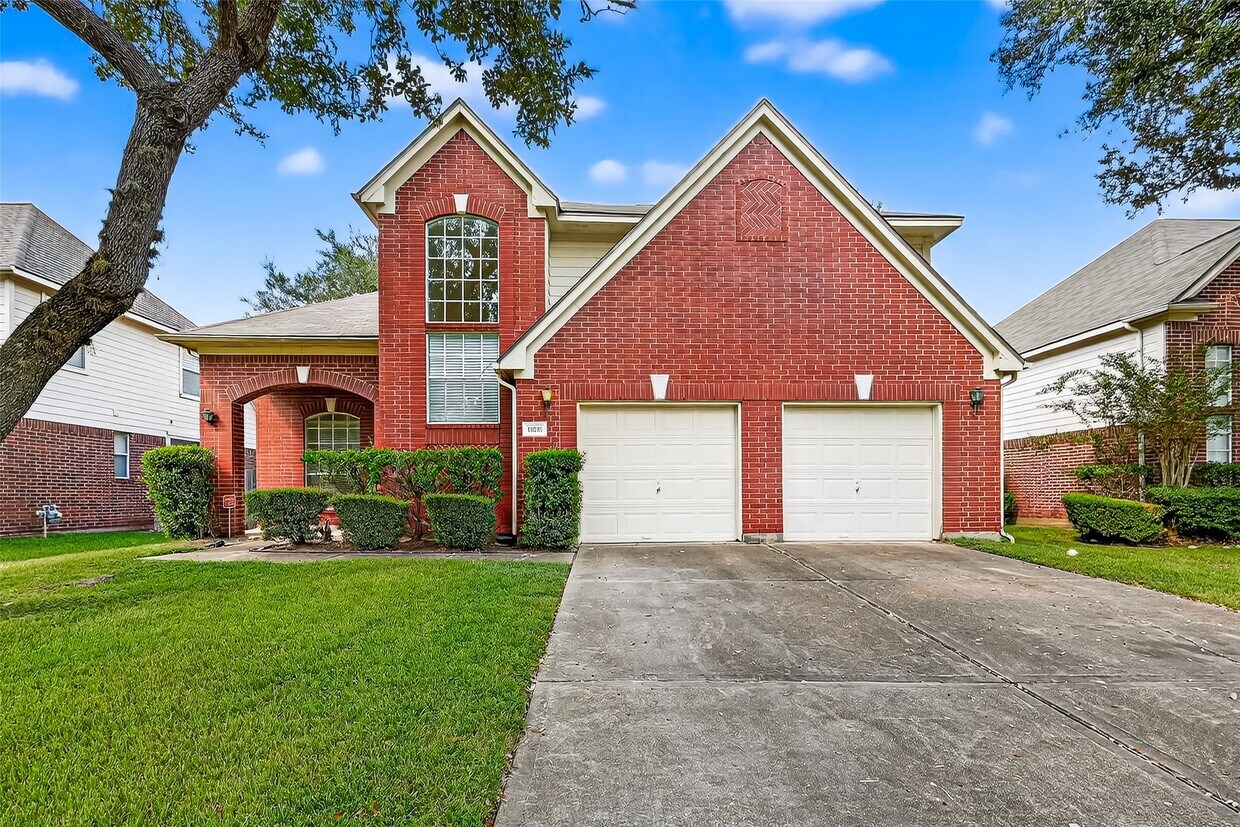 Foto principal - 15618 Edgemere Ct