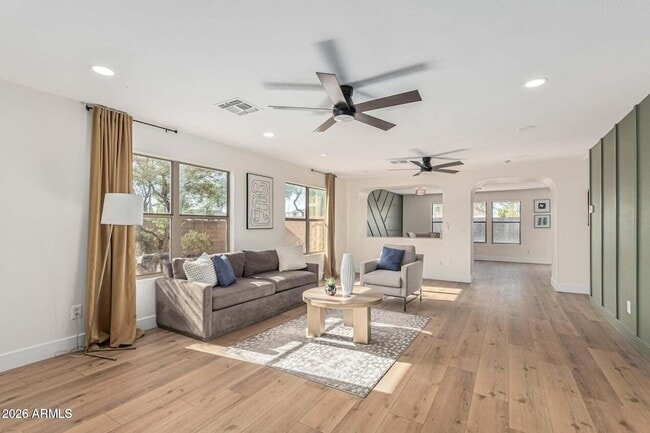 Building Photo - 13862 W Fargo Dr