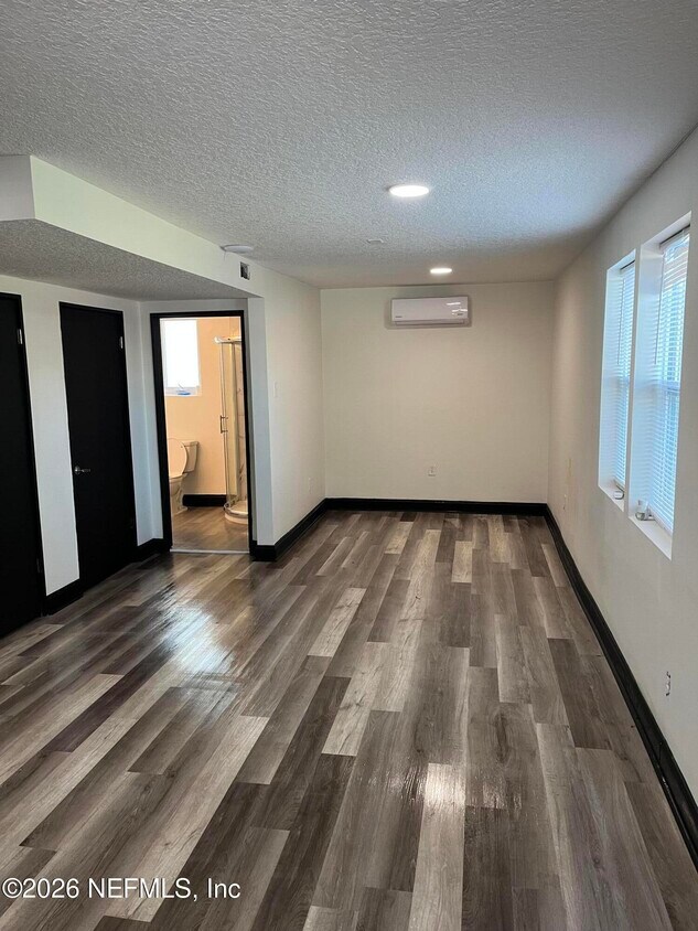 Foto del edificio - 6126 Atlantic Blvd