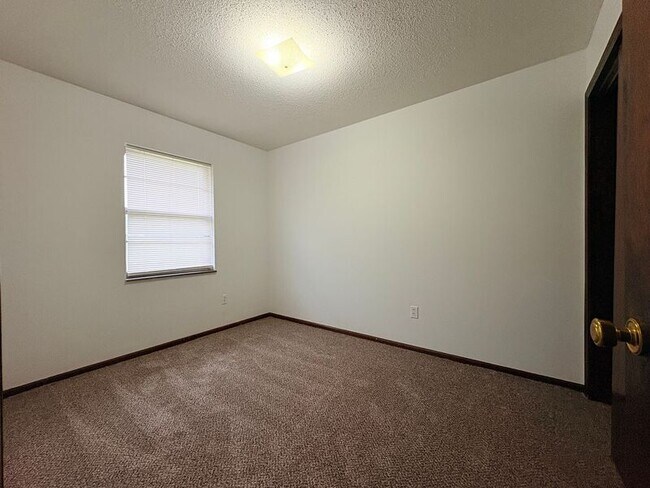 Foto del edificio - 1406 Magnolia W