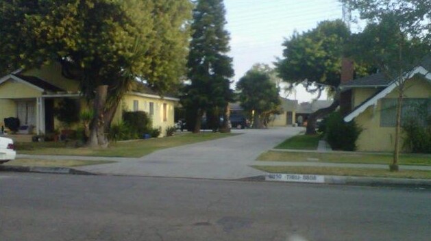 Foto principal - 8808-8824 Rose St