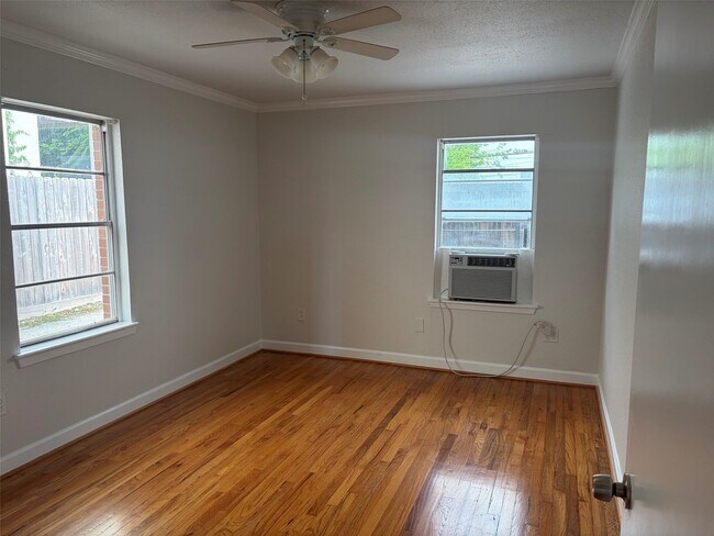 Foto del edificio - 2422 Richton St