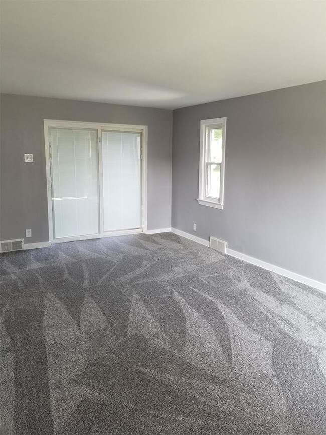4004 Greensburg Pike, Pittsburgh, PA 15221 House Rental in Pittsburgh