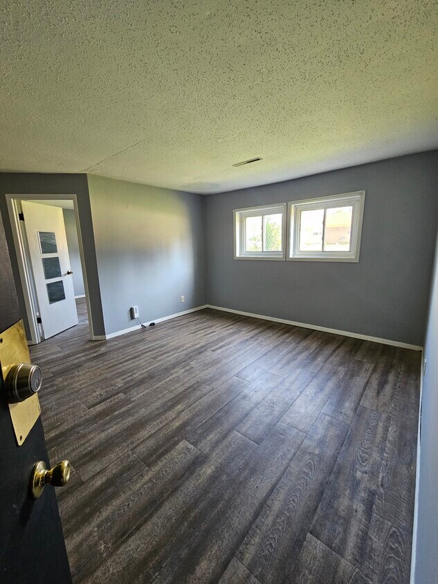 Foto principal - 2330 E Locust St