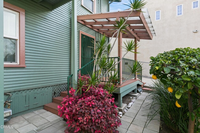 Building Photo - 1639 Redcliff St
