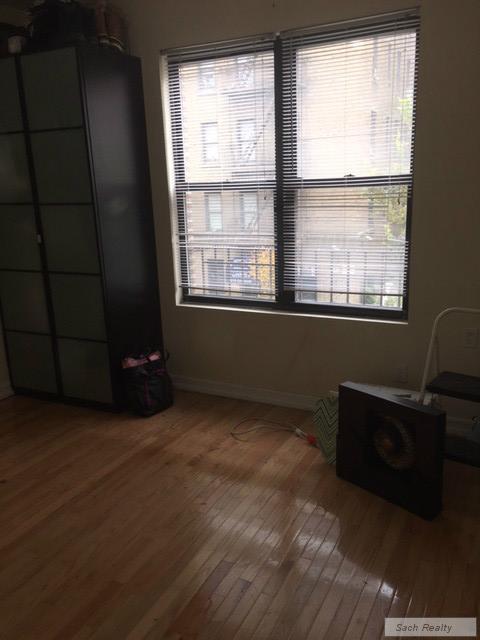 Foto del edificio - 608 W 188th St