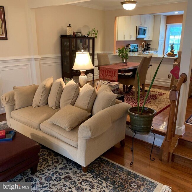 Foto del edificio - 9630 Sutton Green Ct