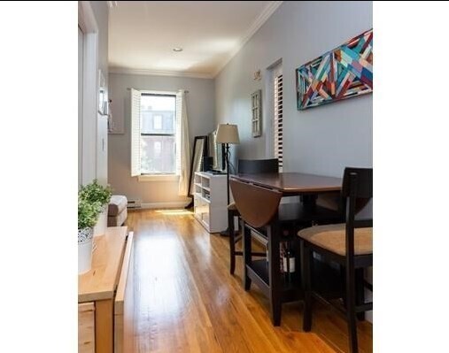Building Photo - 17 Follen St