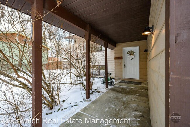 Building Photo - 4 br, 2 bath House - 940 Bounty Drive