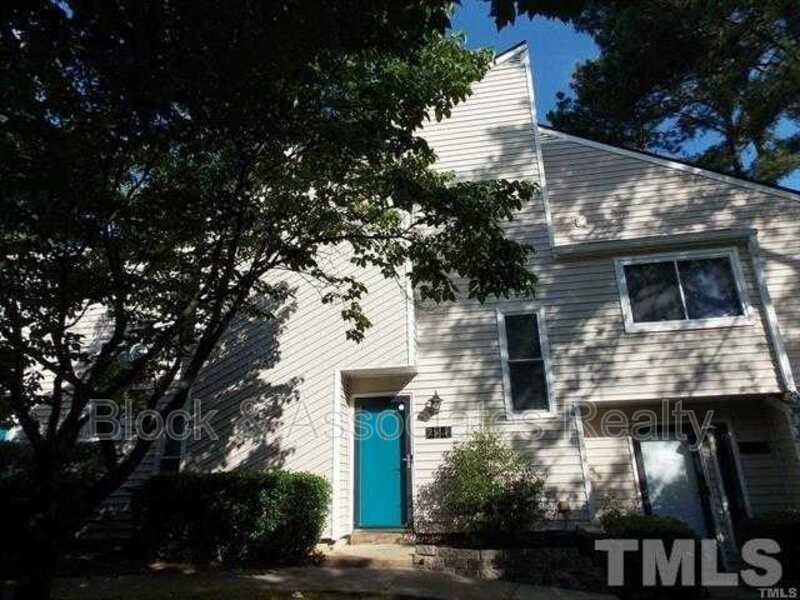 Primary Photo - 3907 Summerwood Ct