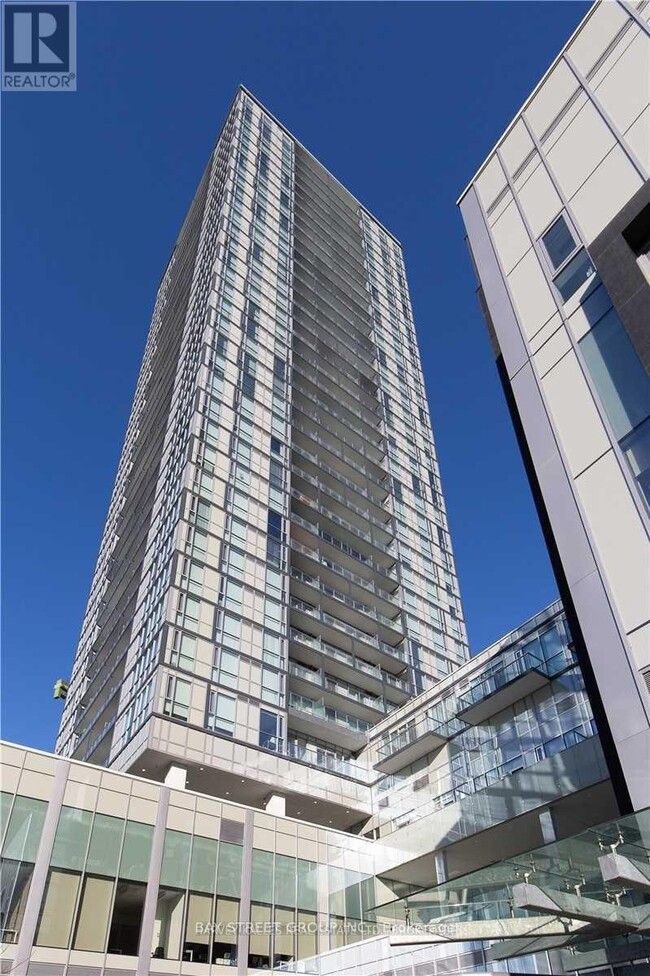 Building Photo - 5180 Yonge St