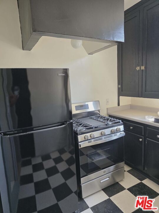 Building Photo - 1275 N Wilton Pl