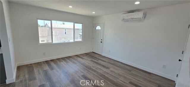 Foto del edificio - 835 E 92nd St