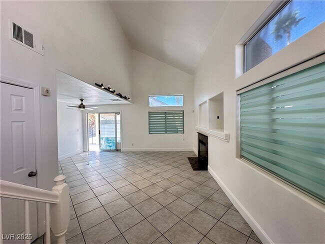Foto del edificio - 8327 Tribute Ln