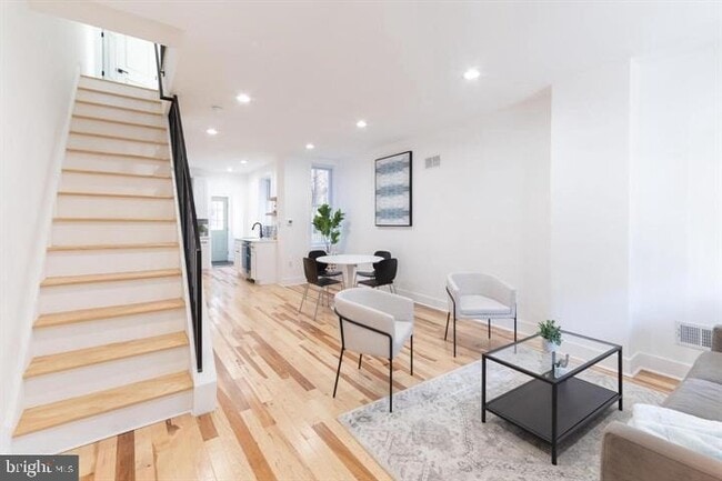 Photo - 2937 Nicholas St Townhome