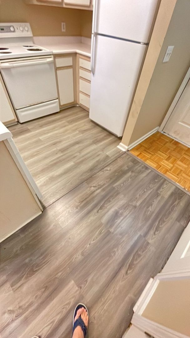 Building Photo - 2 bedroom/2 bath condo