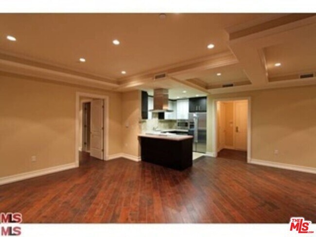 Foto del edificio - 8612 Burton Way