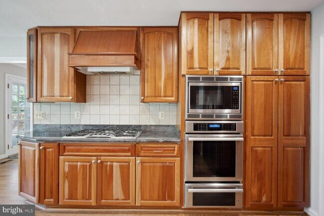 Foto del edificio - 8652 White Beech Way