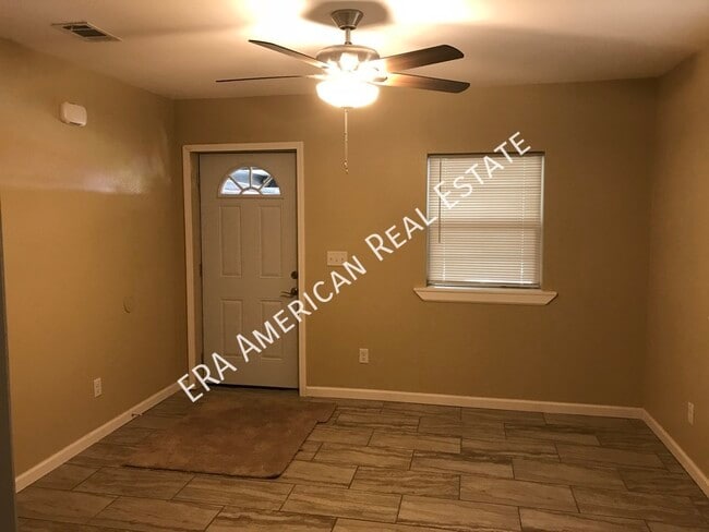 Building Photo - 507 Fir Ave