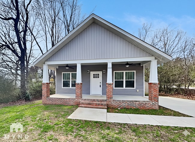 Building Photo - 2112 Middale St