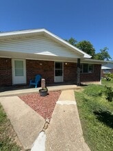 Building Photo - 118 Elliott Dr