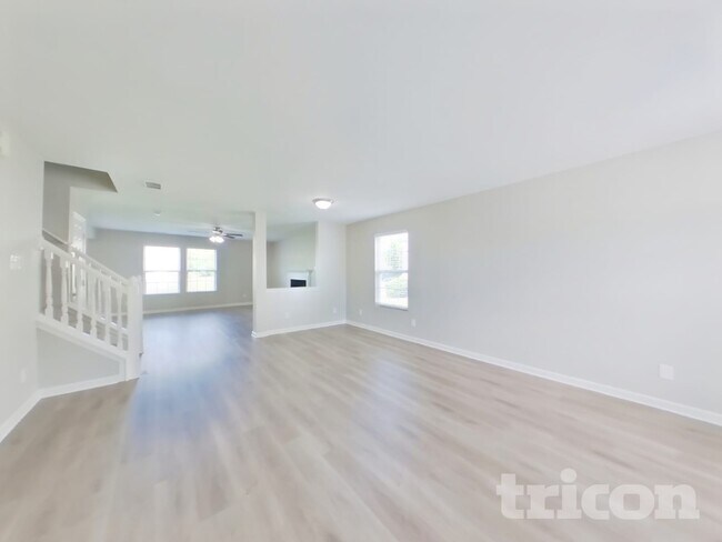 Foto del edificio - 12724 Frank Wiley Ln