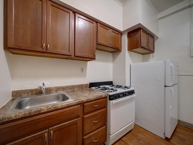 Building Photo - Caldwell Apartments