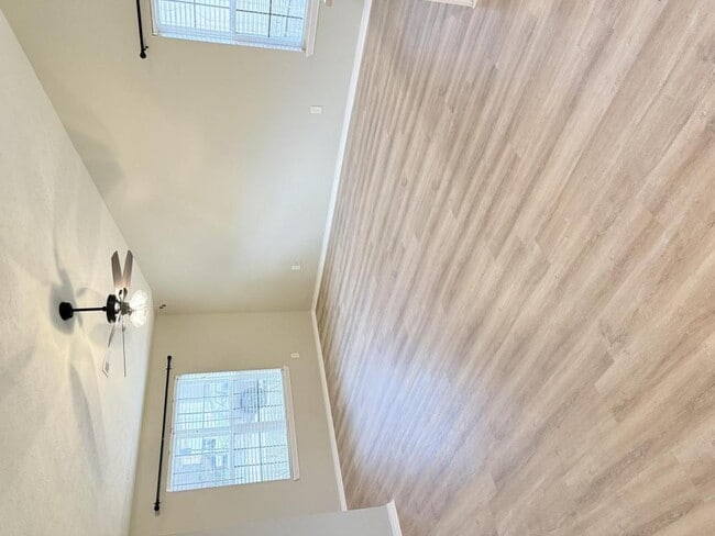 Building Photo - 3602 Shields Dr