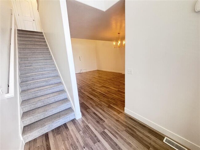 Foto del edificio - 3985 W 1960 N