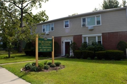 Primary Photo - Elm Court Apartments