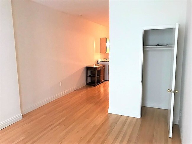 Building Photo - 1153 Third Avenue