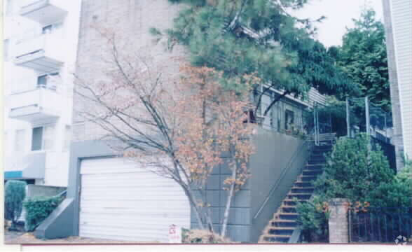 Foto del edificio - Capitol Ridge Apartments