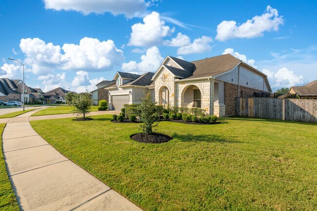 Foto del edificio - 25403 Angelwood Springs Ln