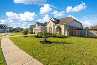 Building Photo - 25403 Angelwood Springs Ln
