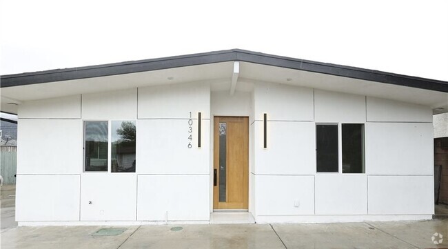 Building Photo - 10346 Mather Ave