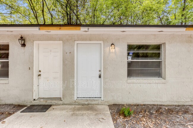 Building Photo - 5404 101st St