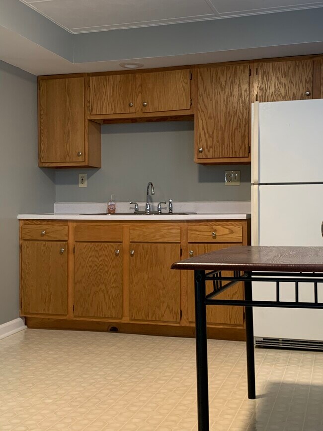 Building Photo - 362 11th St