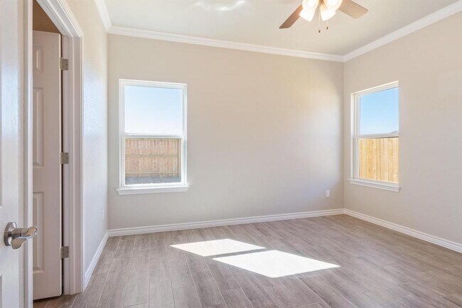 Foto del edificio - 455 County Rd 306